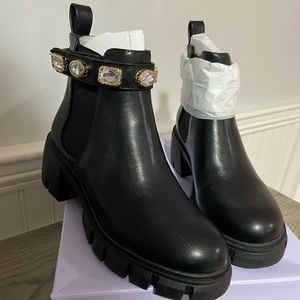 NWT madden girl Honeyy Booties